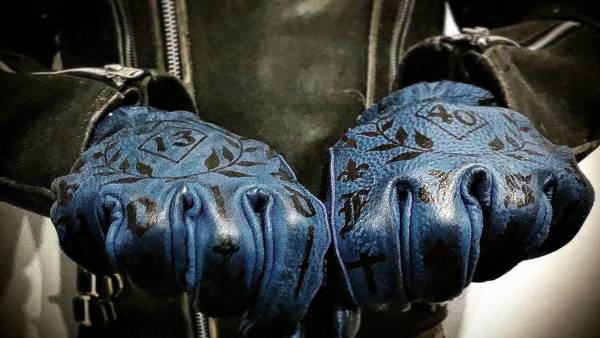 gants-cuir-biker-tatoo-leather-black-holdfast-vintage-patines-harley-biker gants-cuir-biker-tatoo-leather-black-holdfast-vintage-patines-harley-biker
