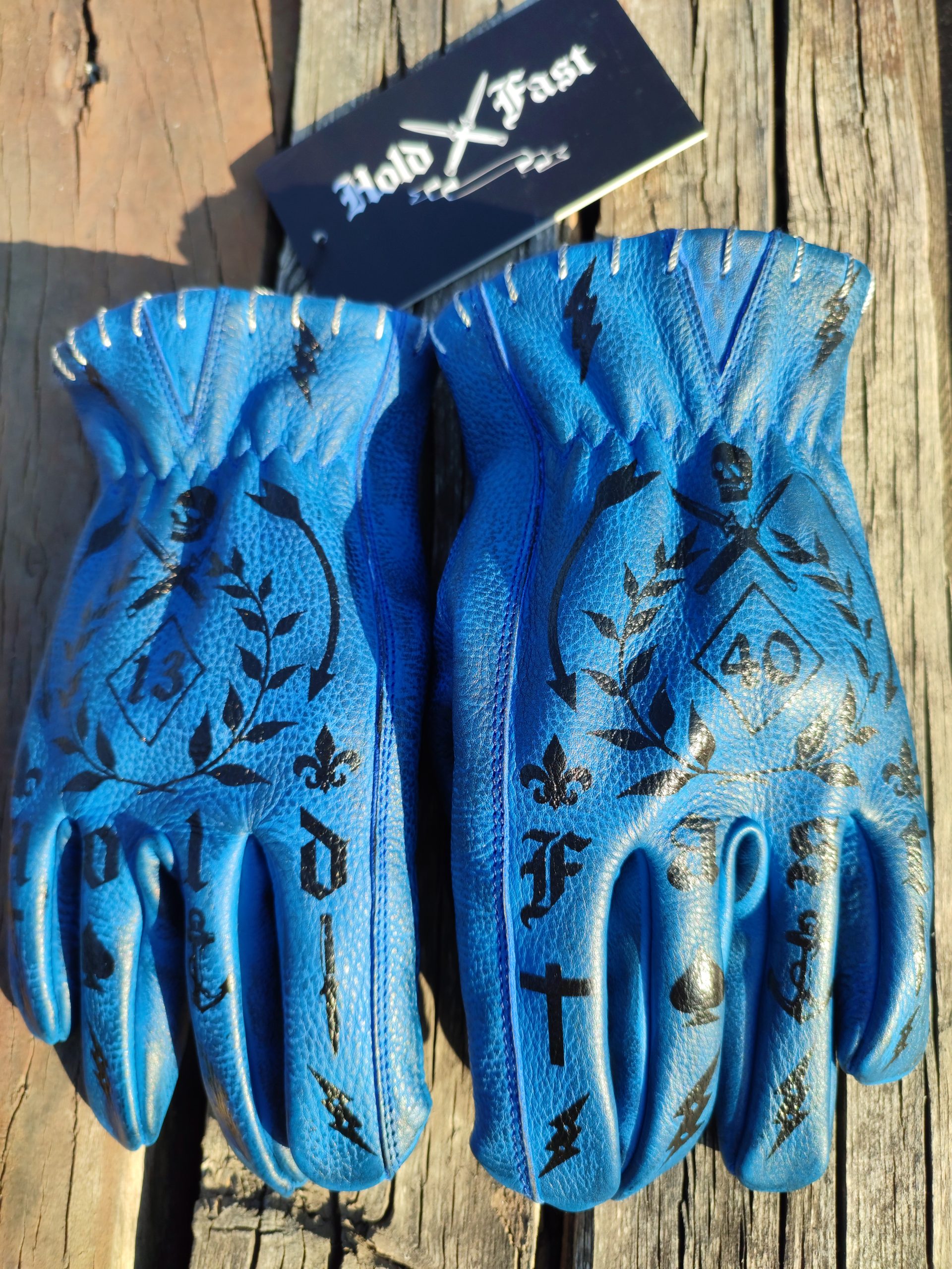 glooves-biker-tatoo-leather-blue-holdfast-vintage (19) glooves-biker-tatoo-leather-bleus-holdfast-vintage-tatoués