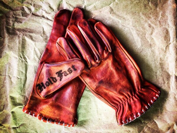 Gants moto-cuir-bobbers-vintage-old school-holdfast-rouges-France-harley davidson