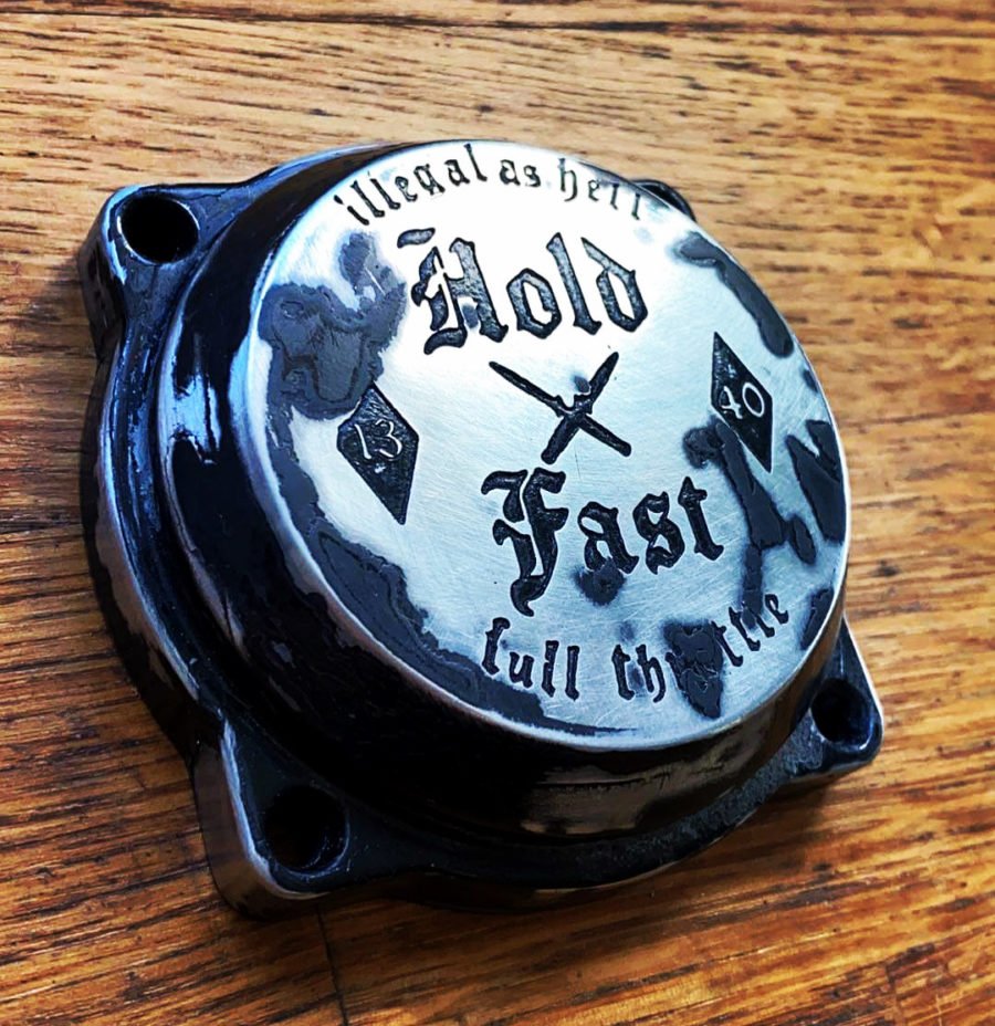 CACHE CARBURATEUR HOLD FAST pour CV Harley Davidson