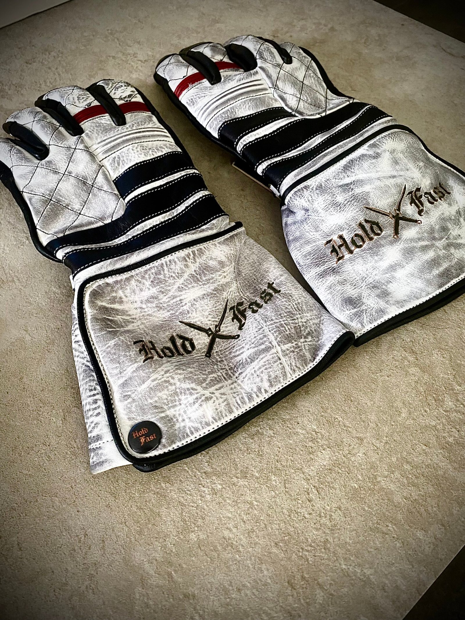 gants cuir blancs Shiro Oni Hold Fast